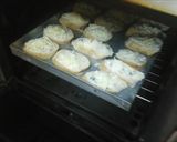 A picture of step 7 of Cheesy Garlic Bread.