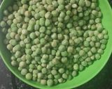 वाटाणा उसळ (Vatana Usal Recipe In Marathi) रेसिपी स्टेप 2 फोटो 