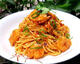 Hình bước làm 2 của món Mì Ý tôm trứng muối sốt cà