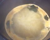 Hình bước làm 2 của món Tom Yum Kung (Canh chua tôm Thái Lan)
