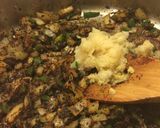 A picture of step 3 of Curry Chicken Thighs.
