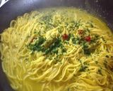 Foto del passaggio 4 della ricetta Tagliolini con crema di zucca, salmone affumicato e pistacchi