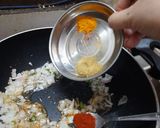 A picture of step 3 of Spicy shimla mirch.