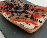 Foto del paso 7 de la receta: Tosta de pimientos asados y anchoas