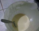 Foto langkah ke 2 dari resep Martabak Simple Enak Empuk.