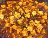 A picture of step 7 of Mapo Tofu (麻婆豆腐).