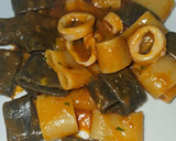 Foto del paso 4 de la receta: Calamarata en salsa de calamares