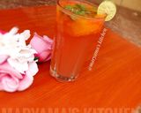 A picture of step 7 of 4 simple iftar drinks/mojito's.