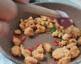 Foto langkah ke 3 dari resep 6. Ayam cabe garam.