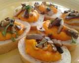 Foto del paso 5 de la receta: Tapas con mayonesa de zanahoria enriquecida con Agua de Mar
