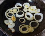 Foto langkah ke 3 dari resep Sarapan Kentang Ceplok.
