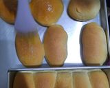 Foto langkah ke 5 dari resep Roti Manis Susu.