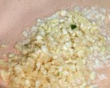 Foto langkah ke 1 dari resep Chicken Claypot Rice Cooker Devina Hermawan.