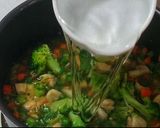 A picture of step 4 of Mushroom Vegetable Soup.