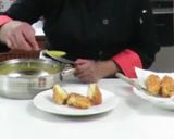 Foto del paso 9 de la receta: Croquetas de papa bañadas en flor de calabaza