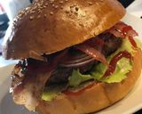 Házi hamburger zsemle és húspogácsa recept fázis 8 fotója