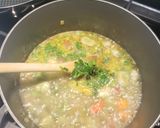 Foto del paso 3 de la receta: Sopa de habas y arvejas tiernas.