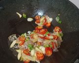 Foto langkah ke 1 dari resep Asem Asem Ayam Simple.