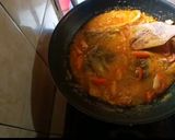 Foto langkah ke 6 dari resep Kepala Kakap Merah Bumbu Kuning ala Rianti Kitchen.