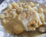 Foto del paso 3 de la receta: Hervido de medallones de merluza y gambas 🐟🦐