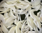 Foto del paso 2 de la receta: Cerdo al estilo mu shu con arroz frito