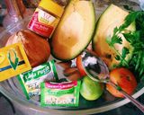 Foto langkah ke 1 dari resep Guacamole vegan Ala chef hotel 5star.