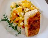 Hình bước làm 3 của món Cá tuyết áp chảo - salad trái cây 🐟 🍏🍐🍊🫑🍑🥭