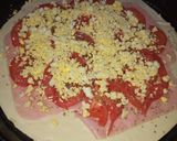 Foto del paso 3 de la receta: Tarta de jamón, queso, tomate y huevo