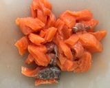 Foto langkah ke 2 dari resep Makanan AnakSup Ikan Salmon Brokoli.