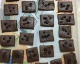 Hình bước làm 4 của món Bánh quy bơ chocolate chip