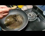 તવા અંડાં (Tava Egg Recipe in Gujarati) રેસીપી સ્ટેપ1ફોટો