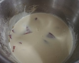 Foto del paso 1 de la receta: Melva con espuma de piquillos sobre pan de jengibre