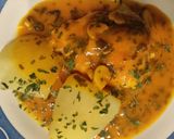 Foto del paso 11 de la receta Merluza de Pincho en Salsa de Azafrán y Pimentón con Patatas Cocidas en Caldo de Verduras