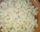 A picture of step 4 of Five ingredients chicken tikka pasta.