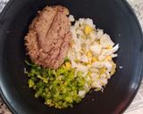 Foto del paso 1 de la receta: Pionono de apio y atún 🐟