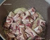 Foto langkah ke 2 dari resep Semur Daging Saikoro.