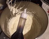 Foto del paso 2 de la receta: Crema de Leche (para decorar/rellenar) Tortas 🎂