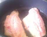 Foto del paso 2 de la receta: Pescado a la chorrillana con langostinos