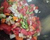 सूजी का उपमा (बच्चों का लिए हेल्दी और टेस्टी लंचबॉक्स) रेसिपी चरण 3 फोटो