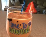 A picture of step 4 of Strawberry mango fruit smoothie.