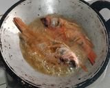 Foto langkah ke 1 dari resep Pesmol Ikan Nila Bumbu Acar Kuning Timun dan Wortel.
