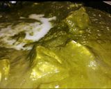 A picture of step 16 of Palak paneer.