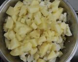 A picture of step 1 of Cauliflower sabji.