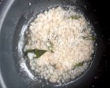 A picture of step 4 of Gobhi nu shak.