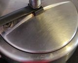 A picture of step 1 of Drumstick soup.