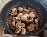 Foto del paso 4 de la receta: Lagarto con champiñones y jamón