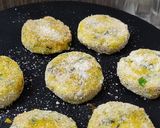 A picture of step 4 of Potato-carrot tiki (Aloo-Gajar tiki).