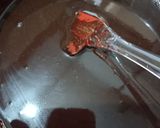 A picture of step 1 of Edible biscuits candy box.