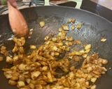 A picture of step 3 of Turkey curry.