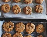 Foto langkah ke 3 dari resep Eggless Peanut butter Muesli cookies (oat cookies).